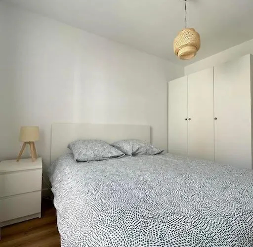 .l'armor. Avec Terrasse & Parking 아파트